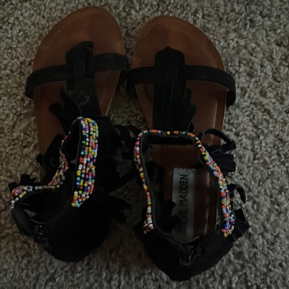 Steve Madden Other - Girl size 2 black sandals